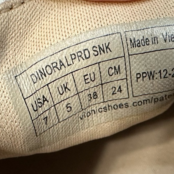 Vionic Dinora Leopard Brow Snake Print Leather Slip-On  Flats with Textured Sole - Picture 15 of 16